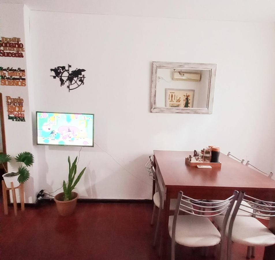 Centrico Alojamiento: Downtown With Parking Apartment *